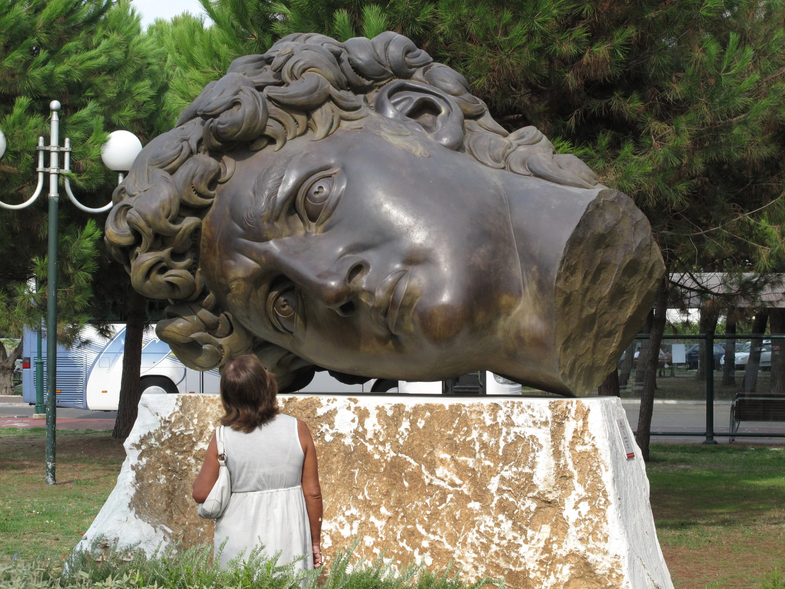 Title: Time Fragment - Homage to the Masters / Year: 2006 - 2010 / Material: Patinaed cast bronze on raw Carrara white marble / Edition: 6