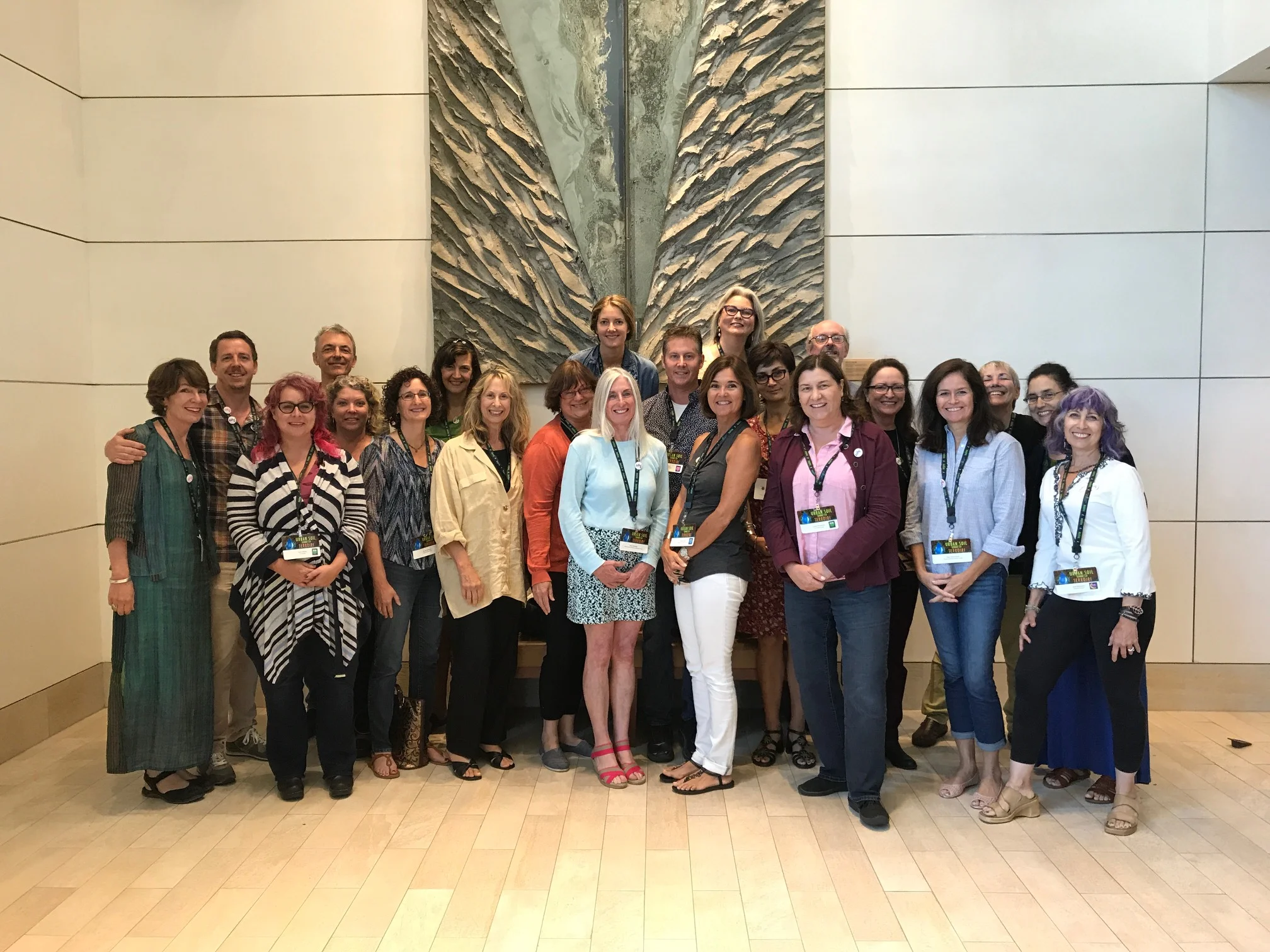 APLD-CA members at the Urban Soil Summit. Front row from left: Johanna Woollcott; Laura Kukulski; Tina Roushall; Robin Salsburg; Francesca Corra, APLD; Maureen Decombe; Dona Wessells; Amelia B. Lima, APLD; Linda Middleton, APLD; Tina Henricksen; Julie Molinari. Back row from left: Shawn Maestretti; Marcus Teply; Stephanie Bartron, APLD; Jacky Surber; Tom Stout; Laura Morton, APLD; Regina de Freitas, Tom Rau; Cheryl Buckwalter; Lori Palmquist; Lisa Bellora. Credit: Danielle Lynch