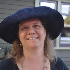 by Kathy Oberg Fairy Yardmother , Los Angeles, CA