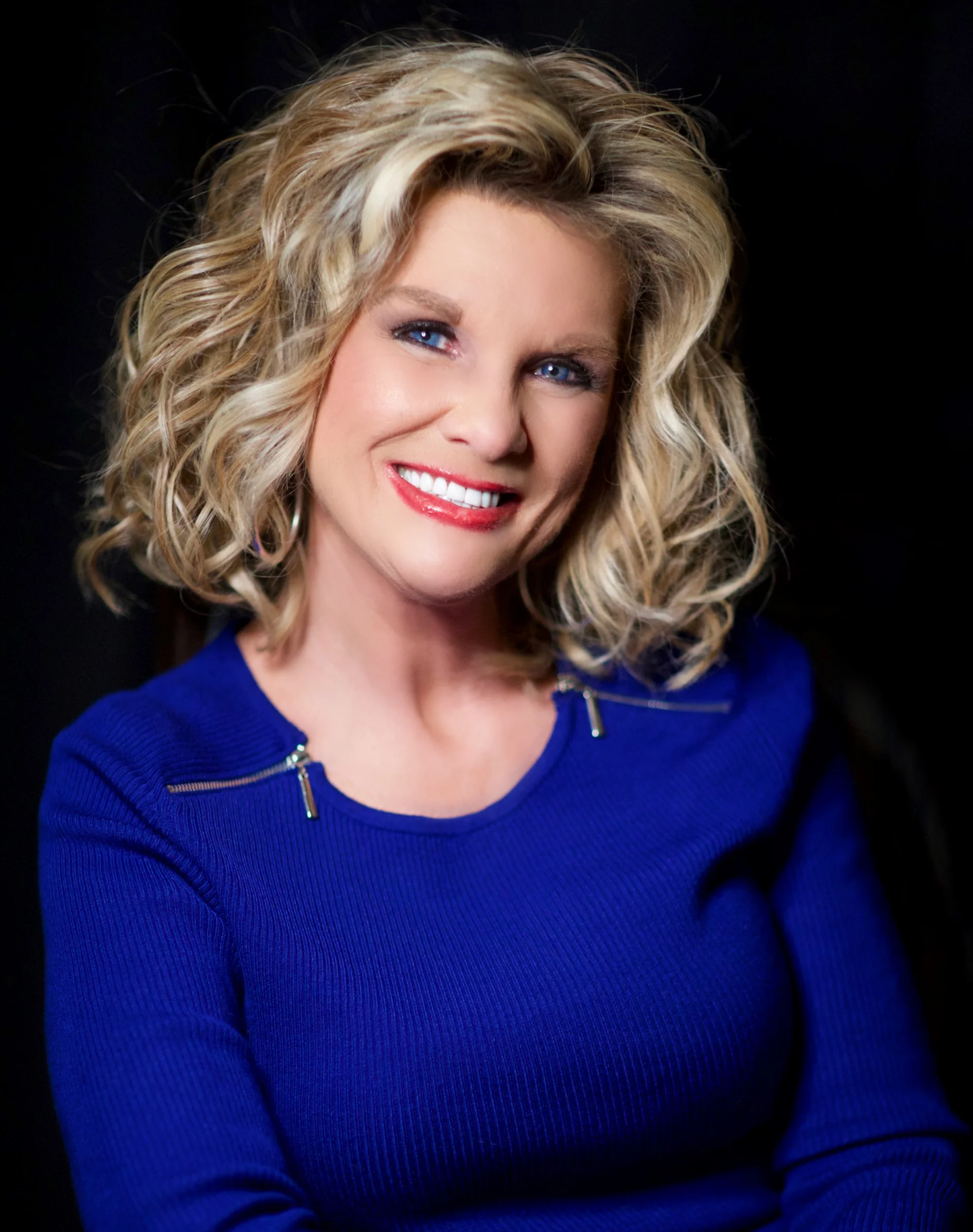 Jackie headshot 1.jpg