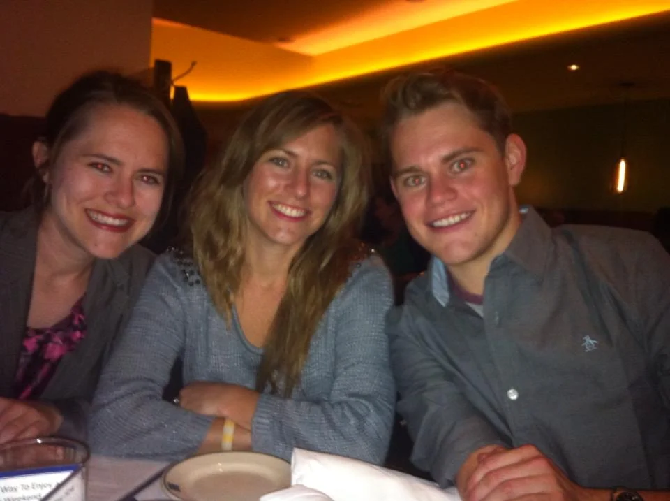 Kids eating fish in Seattle