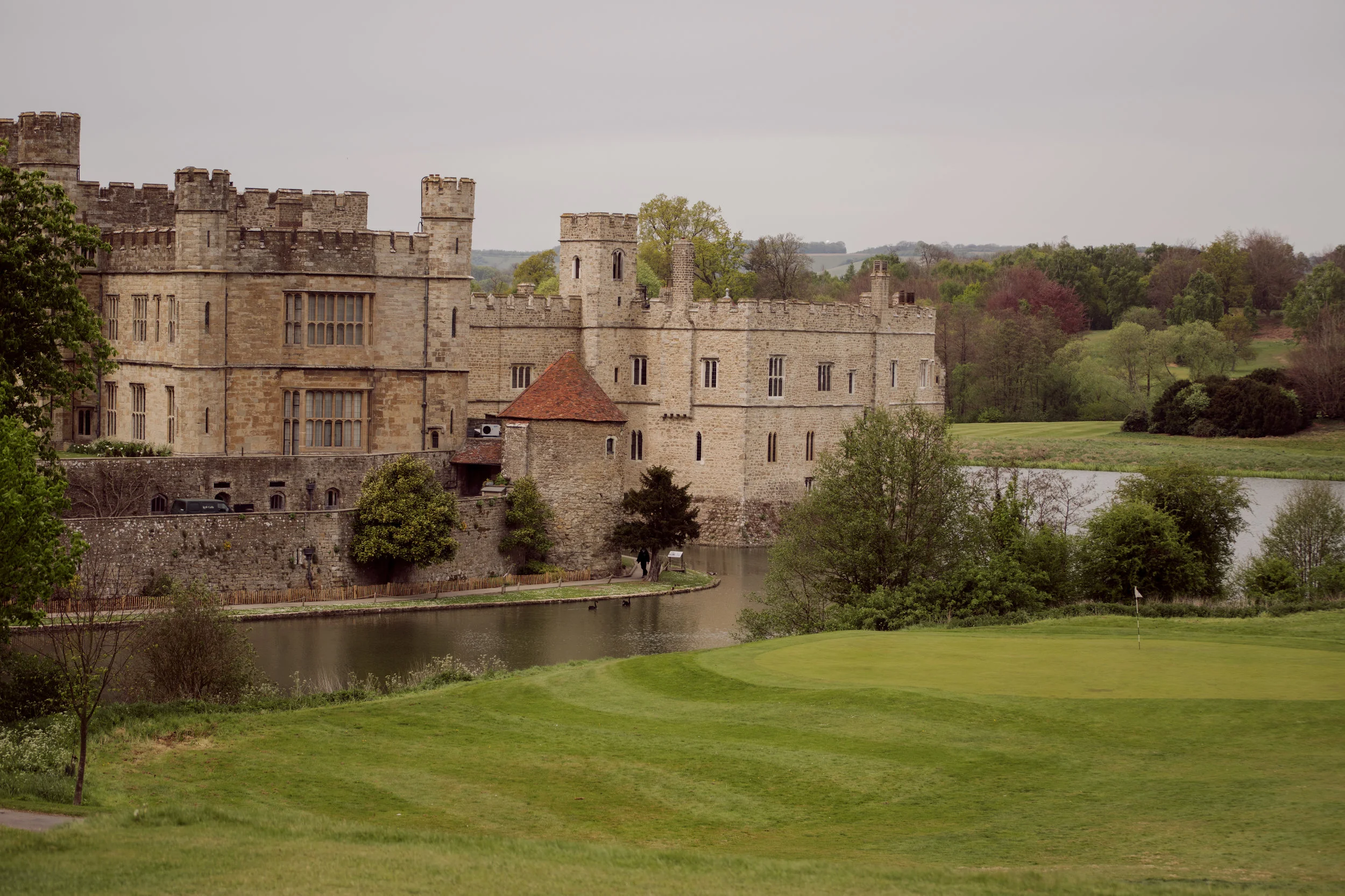leeds castle.jpg