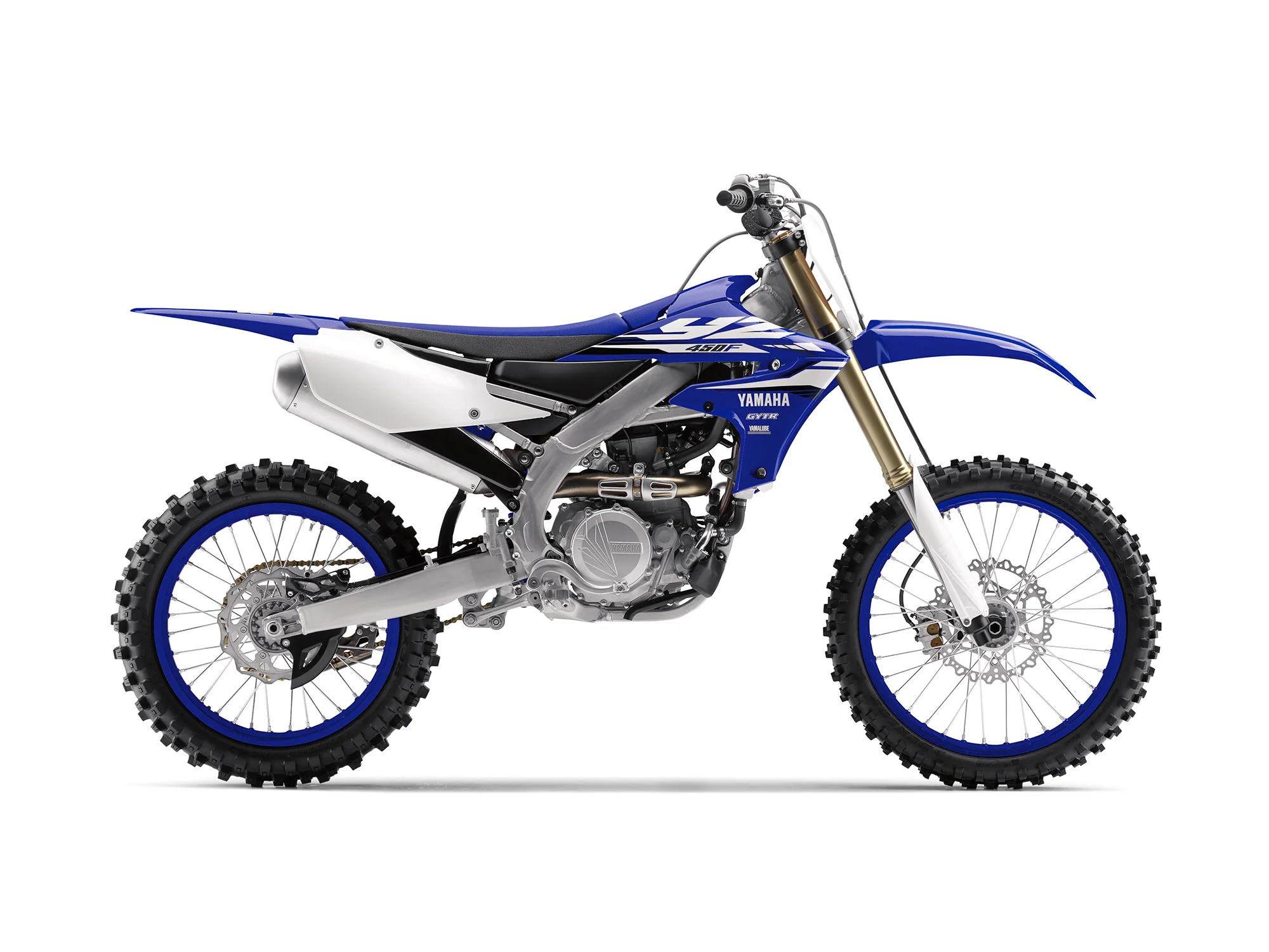 The long awaited 2018 Yamaha YZ450F is here and as you can see has a distinct different look to it. 
