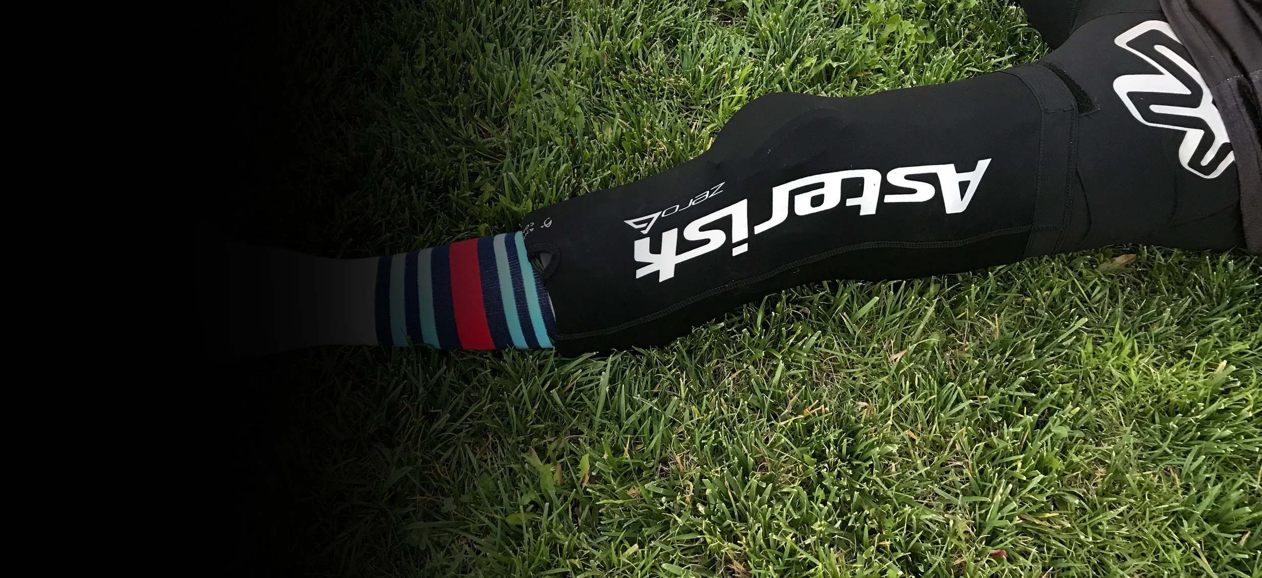 Asterisk Zero G Knee Brace Pant