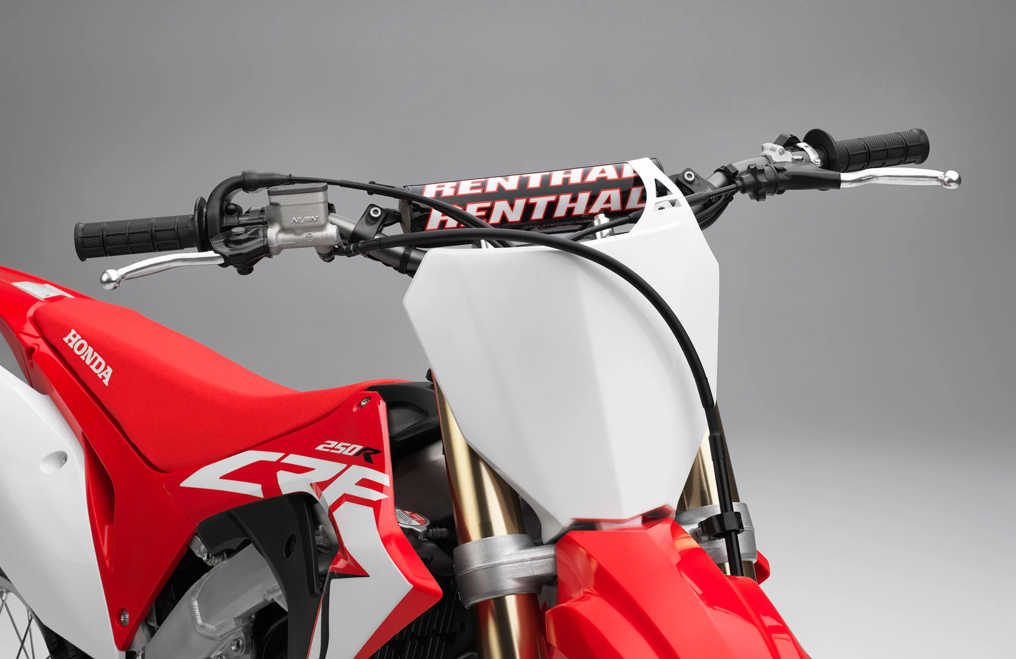 18_CRF250R_HANDLEBAR_FT.jpg