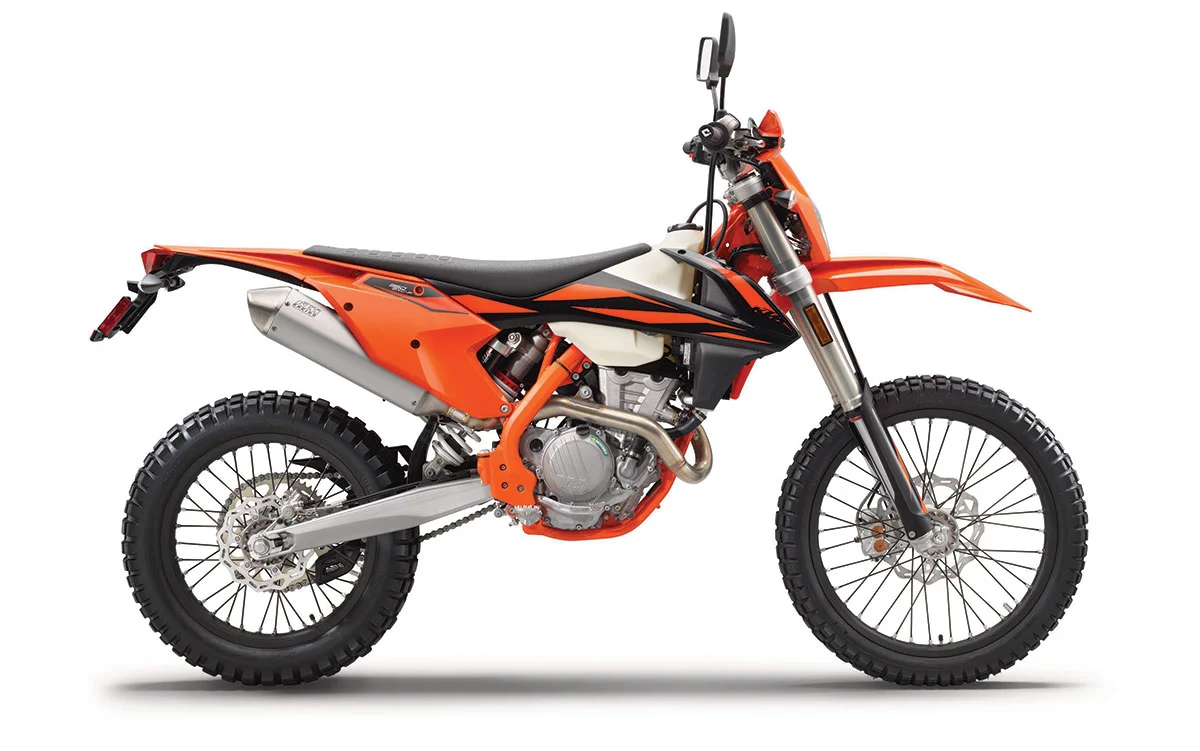 226257_KTM-350-EXC-F-USA-MY-2019-Studio.jpg