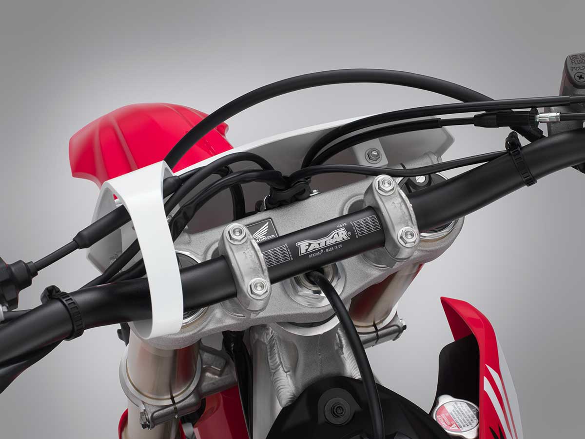19-Honda-CRF450R_handlebar-mount.jpg