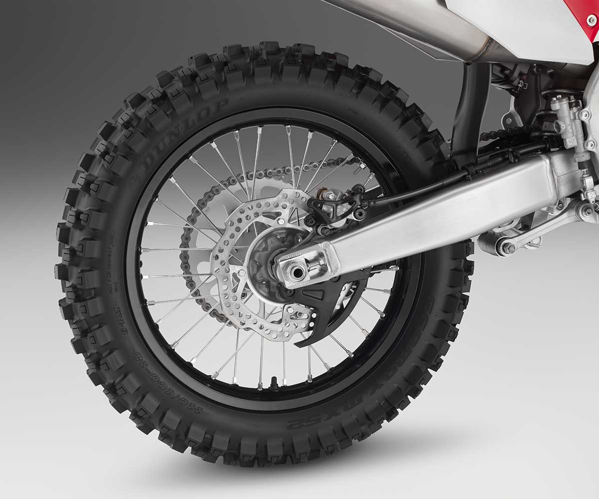19-Honda-CRF450X_rear-wheel.jpg
