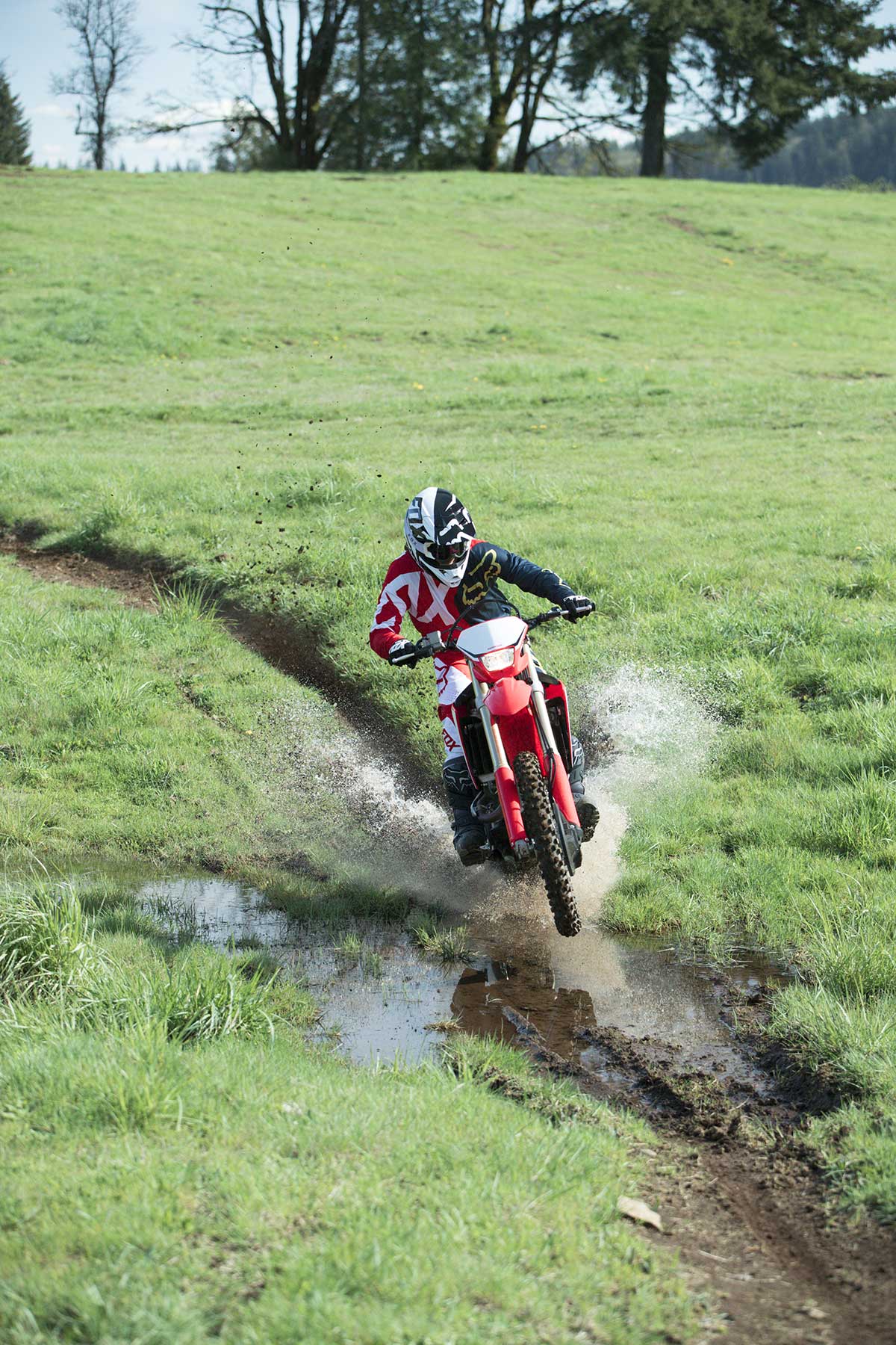 19-Honda-CRF450X_Action_2.jpg