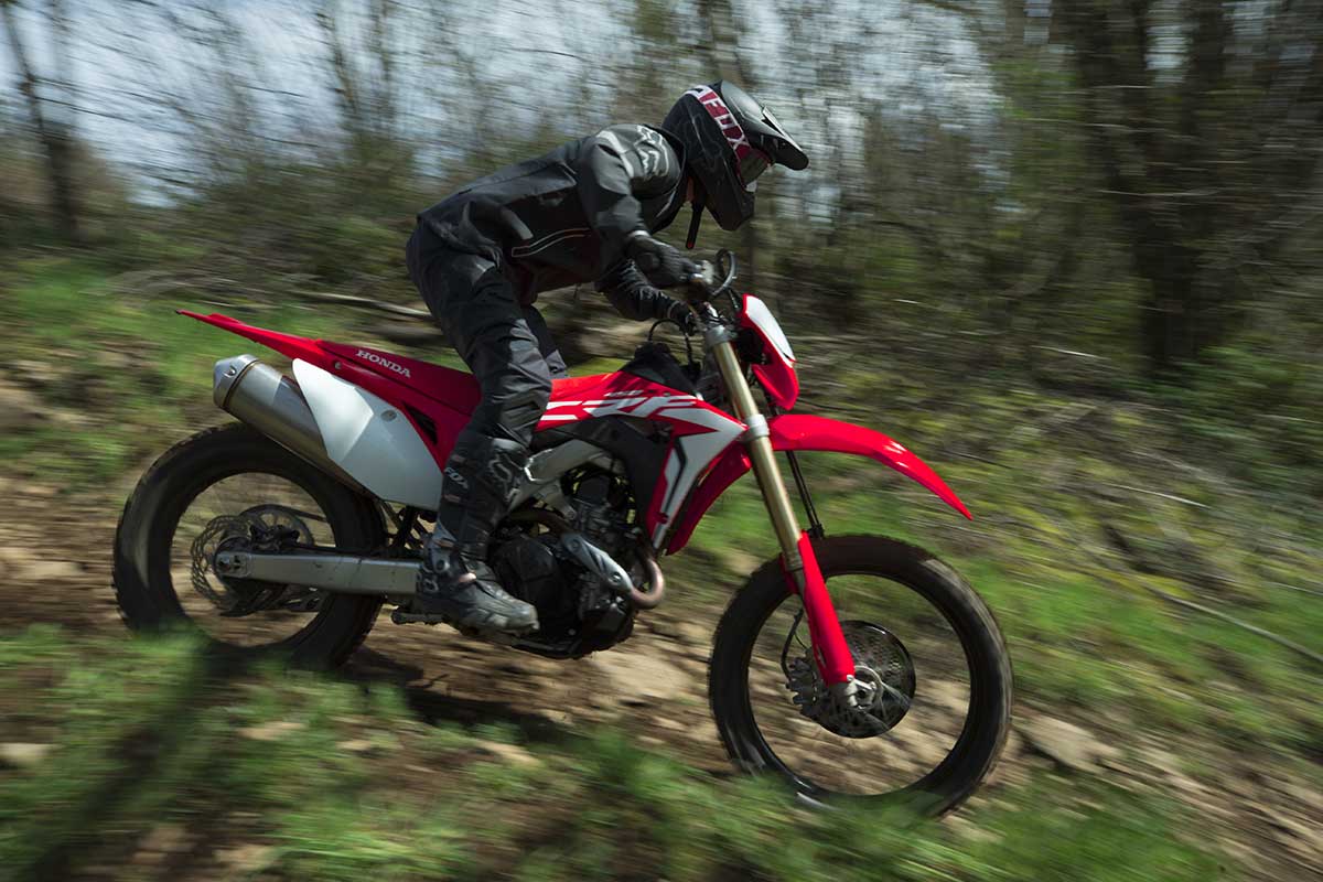 19-Honda-CRF450X_Action_5.jpg