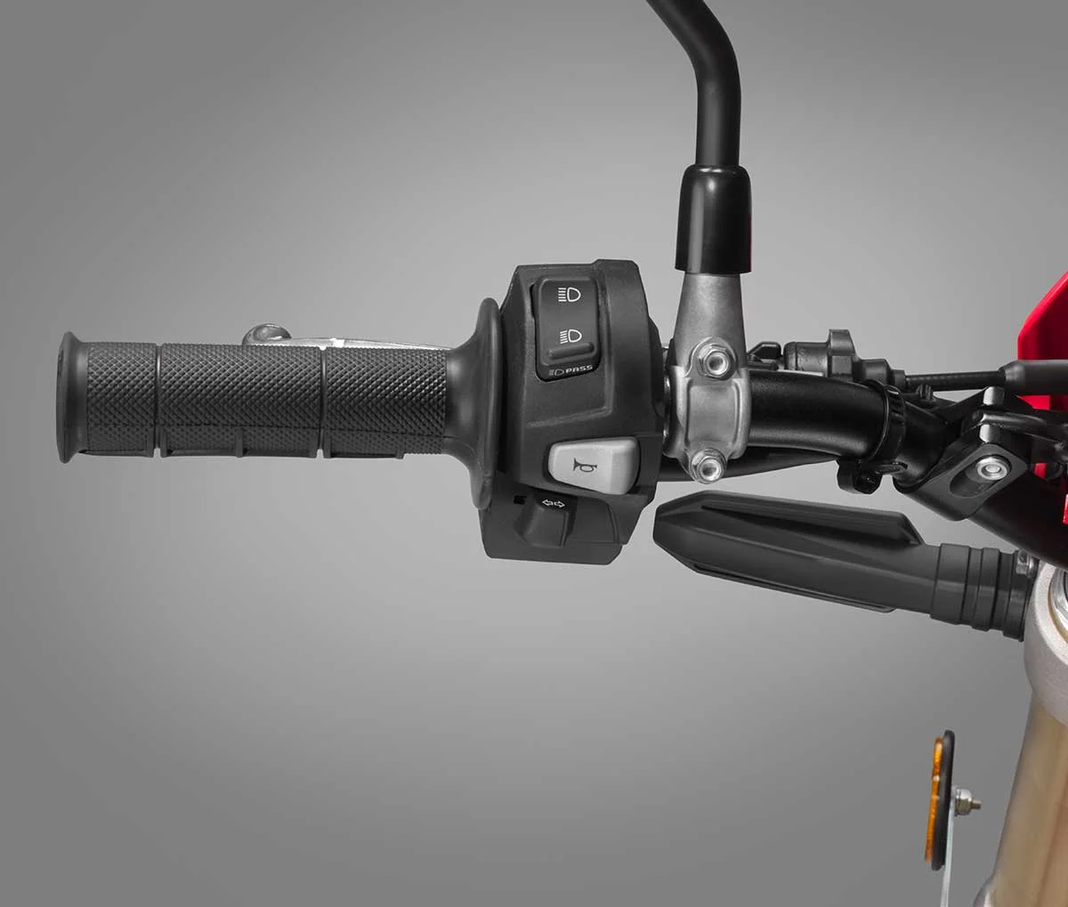 19-Honda-CRF450L_handlebar-switch-L.jpg