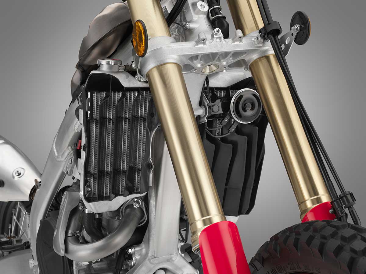19-Honda-CRF450L_radiators.jpg