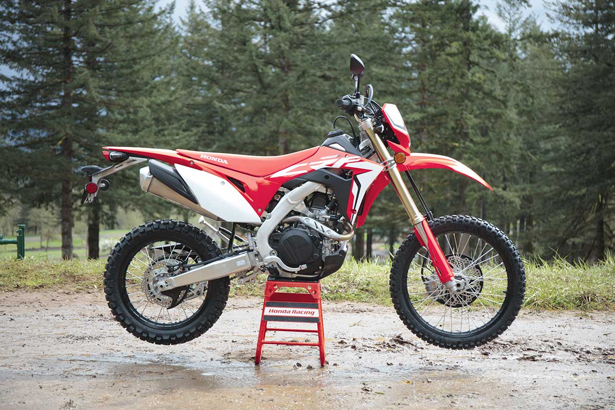 19-Honda-CRF450L_Beauty_4.jpg