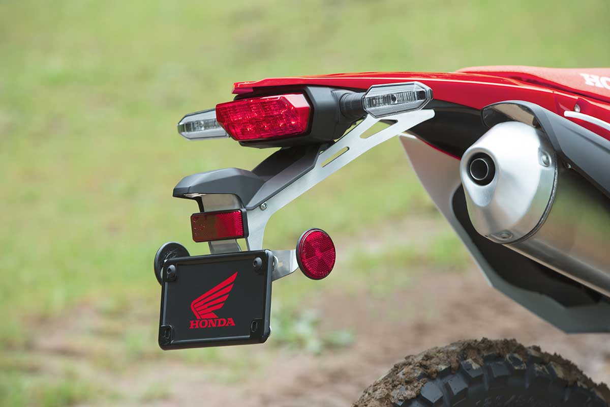19-Honda-CRF450L_Beauty_8.jpg
