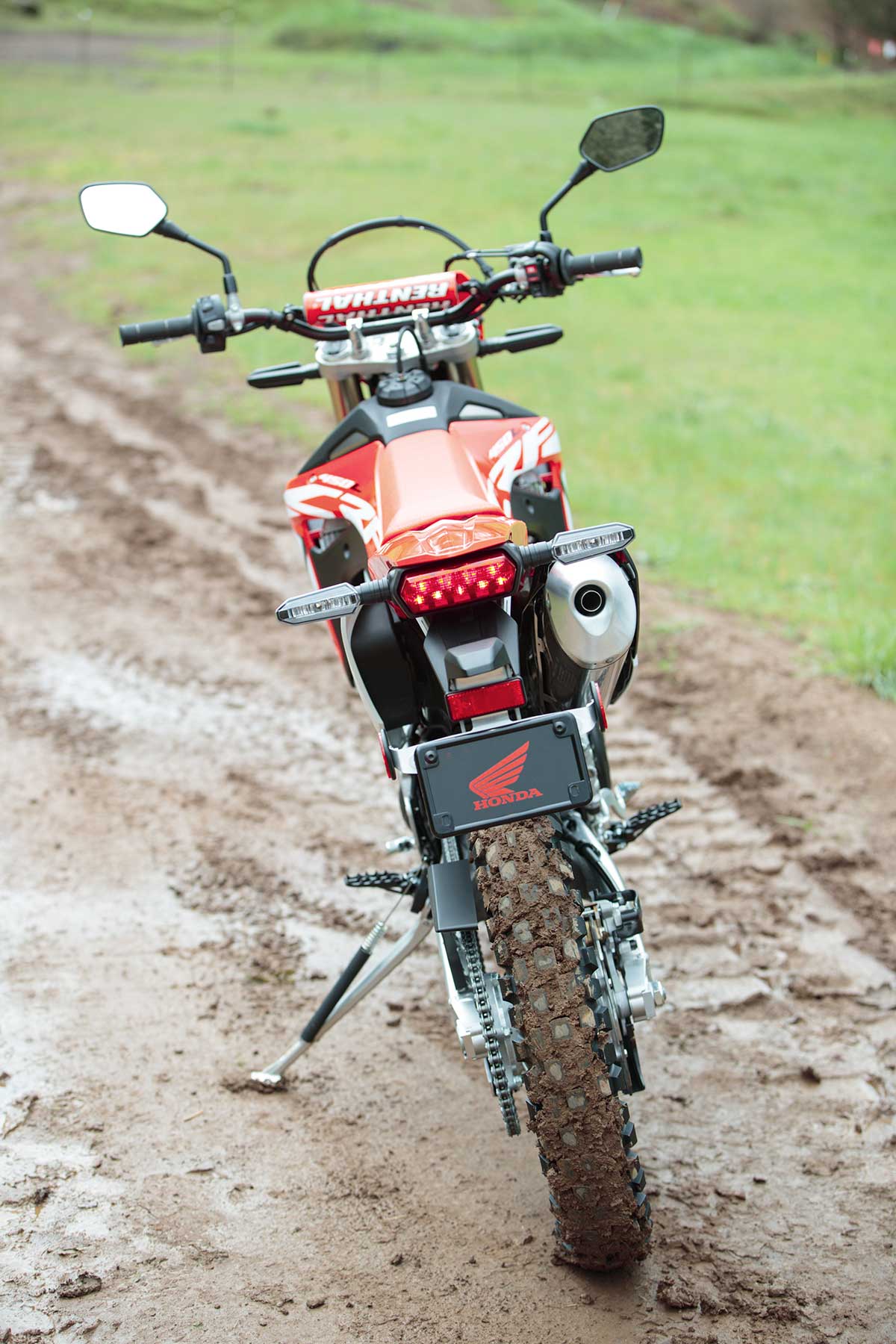 19-Honda-CRF450L_Beauty_7.jpg