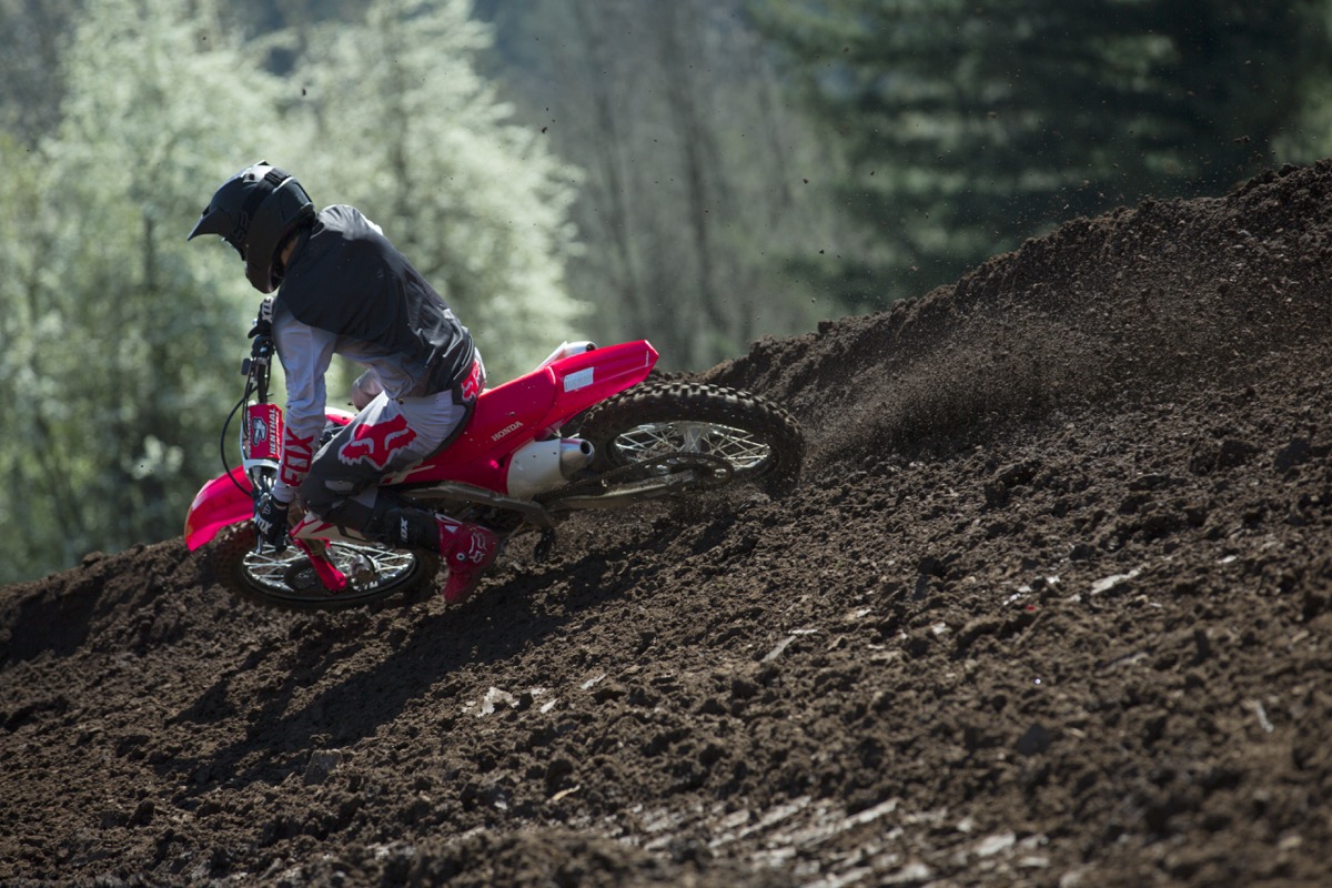 19 Honda CRF250R_Action_5.jpg