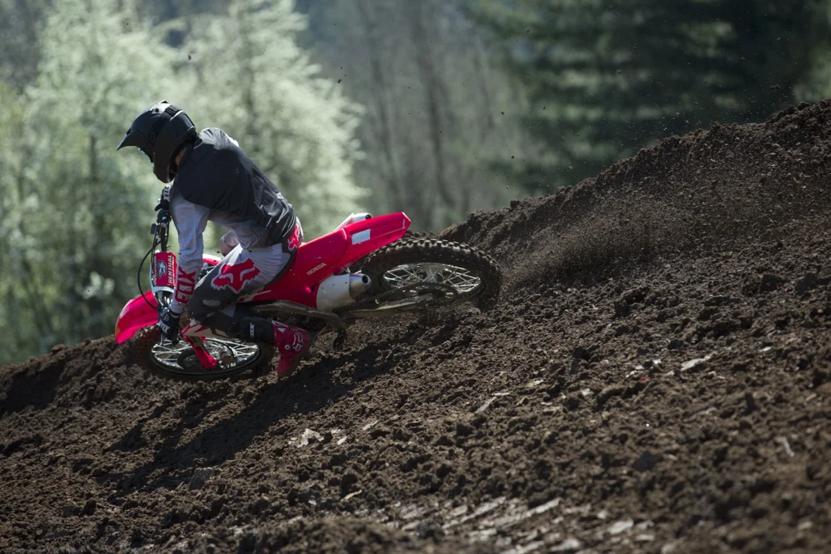 19 Honda CRF250R_Action_5.jpg