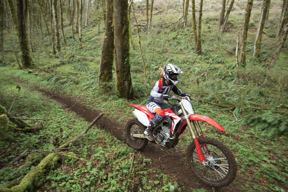 19 Honda CRF250RX_Action_4.jpg