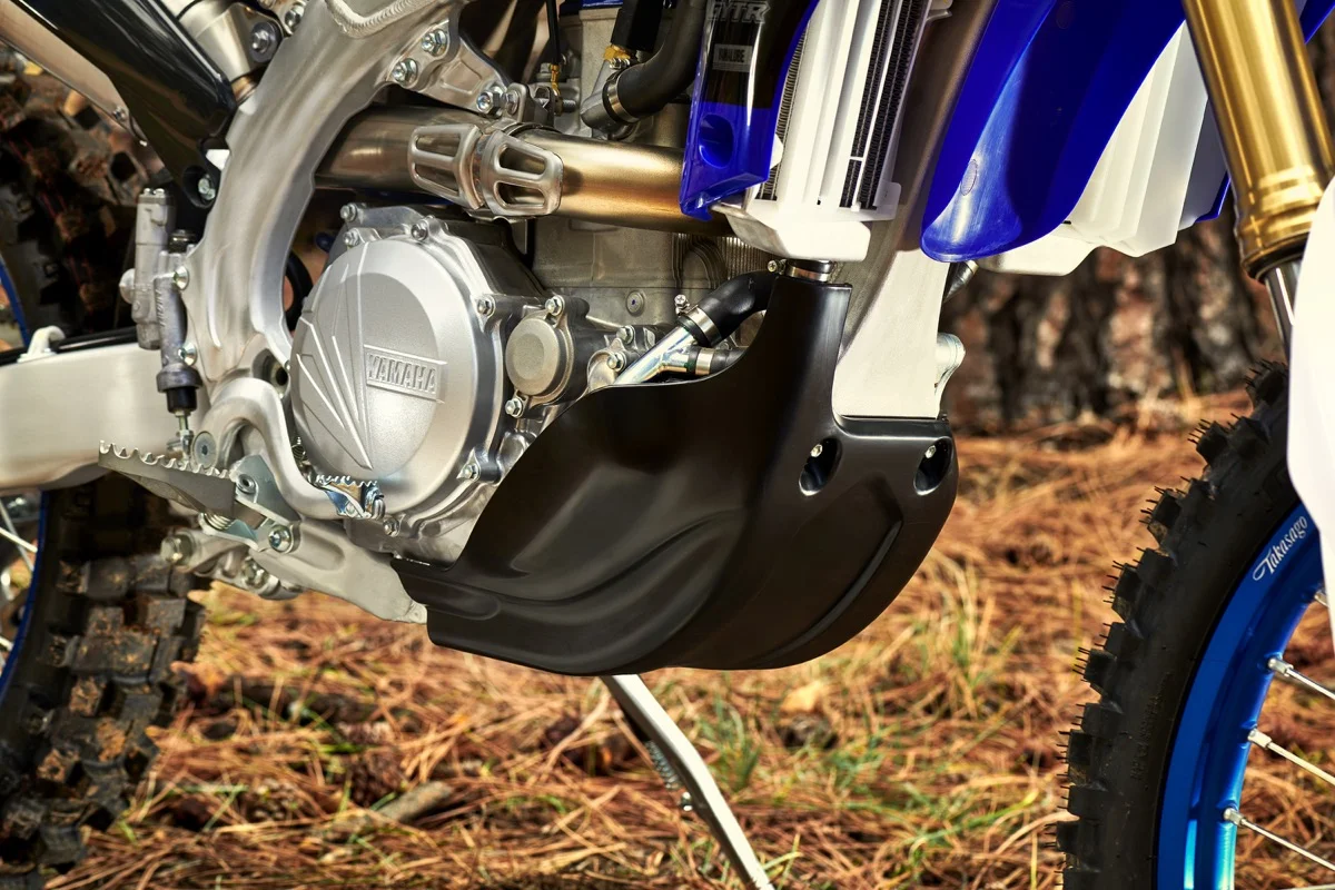 19_YZ450FX_TeamYamahaBlue_D02.jpg
