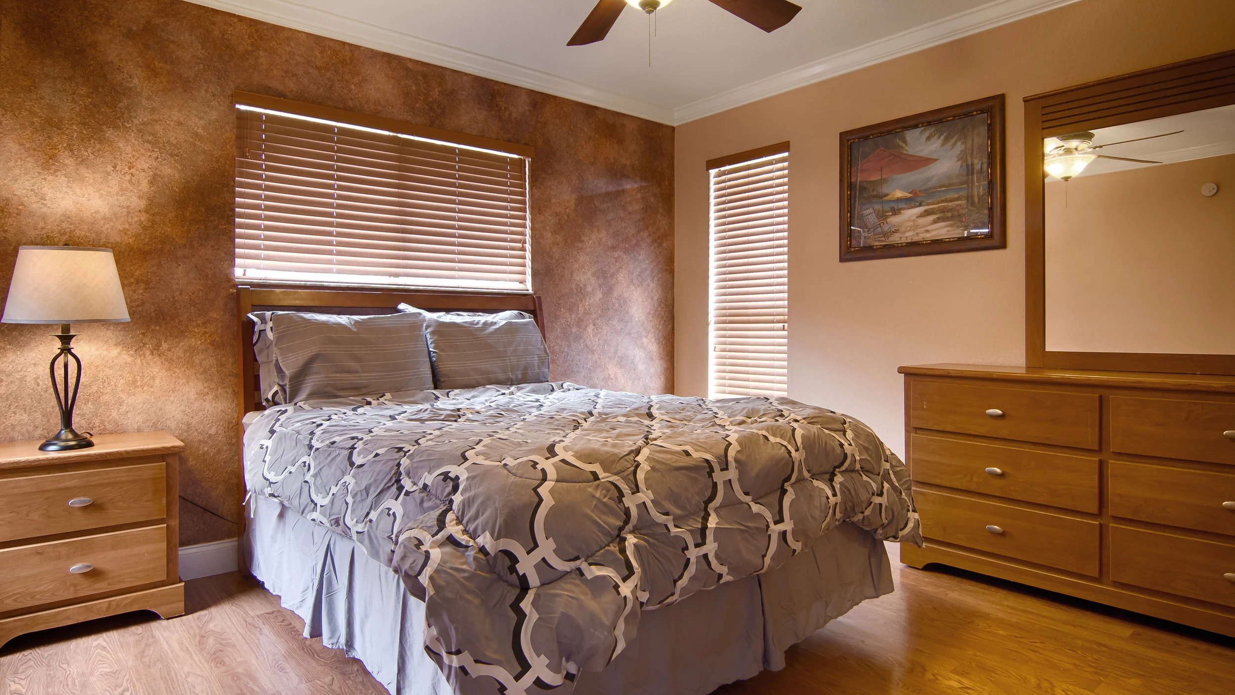 Room 1.jpg