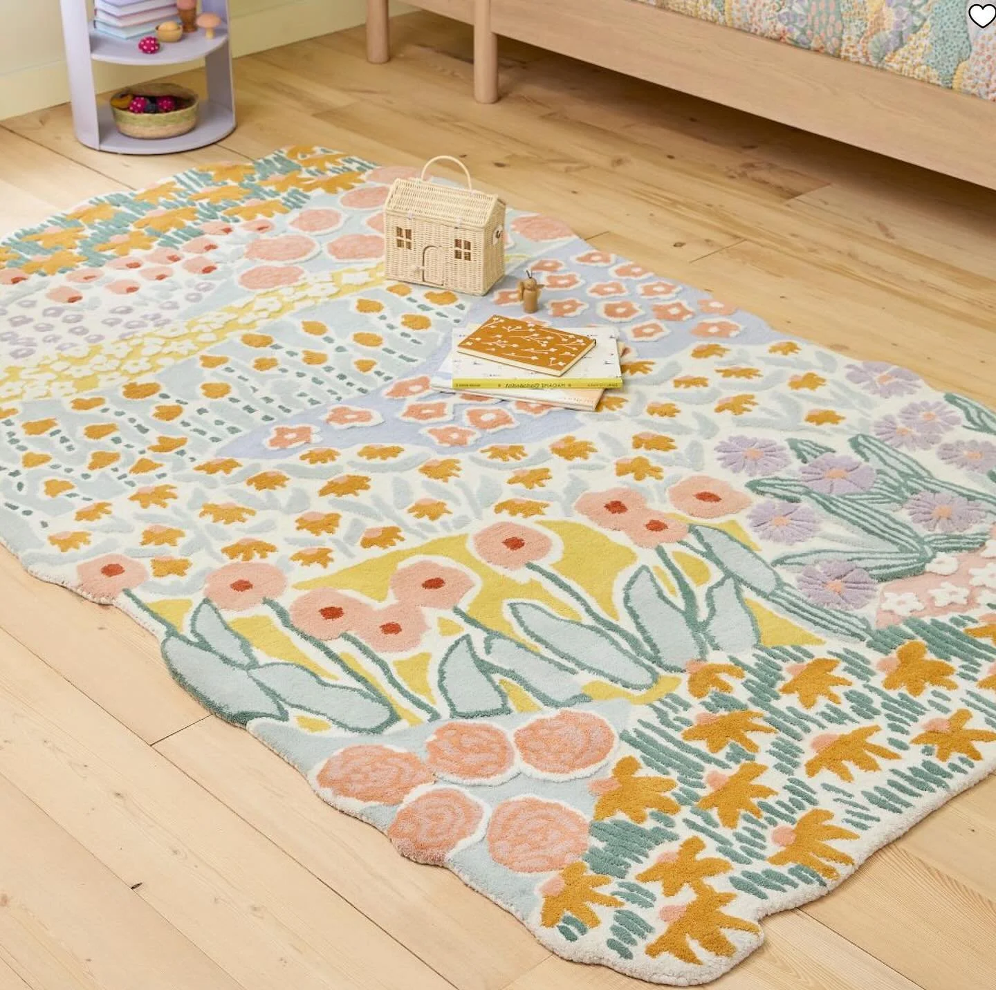 SOOETSUN STUDIO&rsquo;S PICK! This time is wonderfully whimsical and playful rug!

Soft underfoot, bold in design.🎀
From the whimsical Rainbow Flower Tufted Rug to the earthy Topo Landscape Rug and the ultra-modern Colorblock Pop Rug, these pieces t