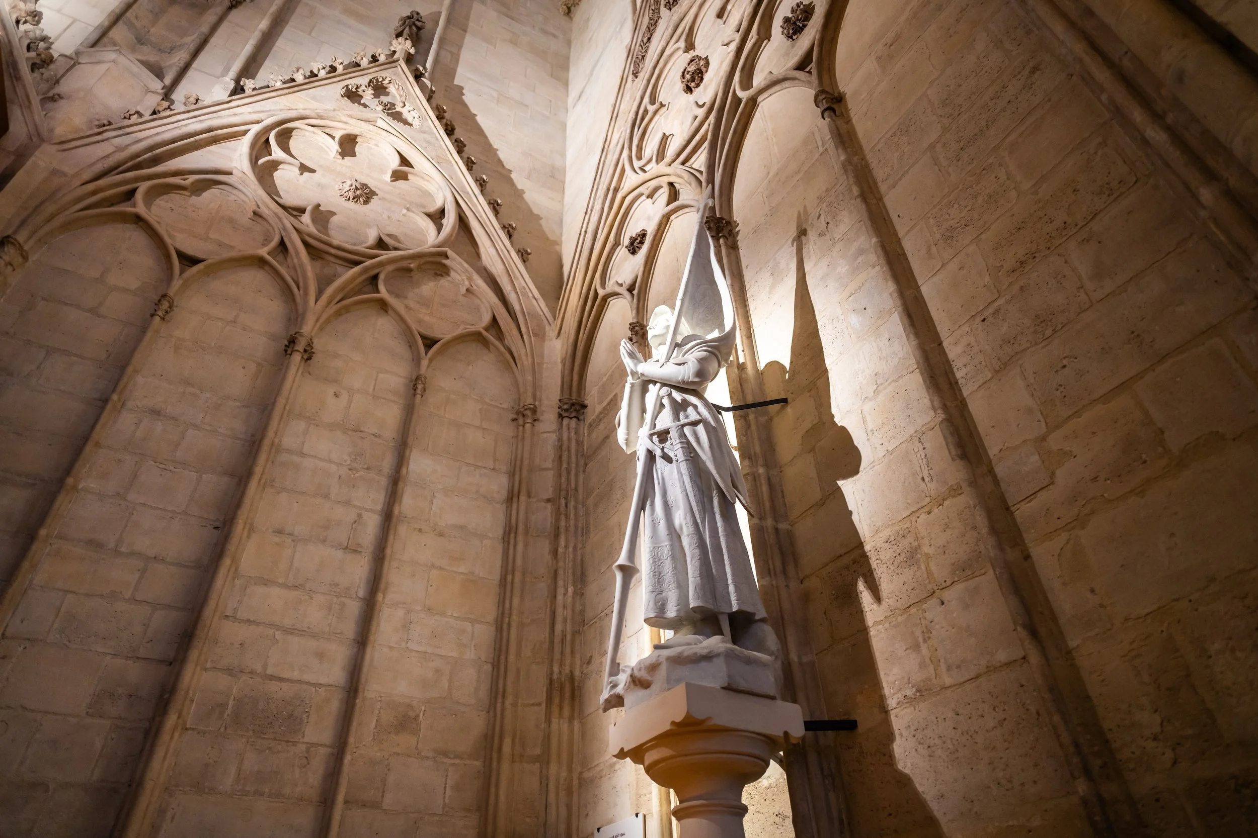D7-03317.jpg