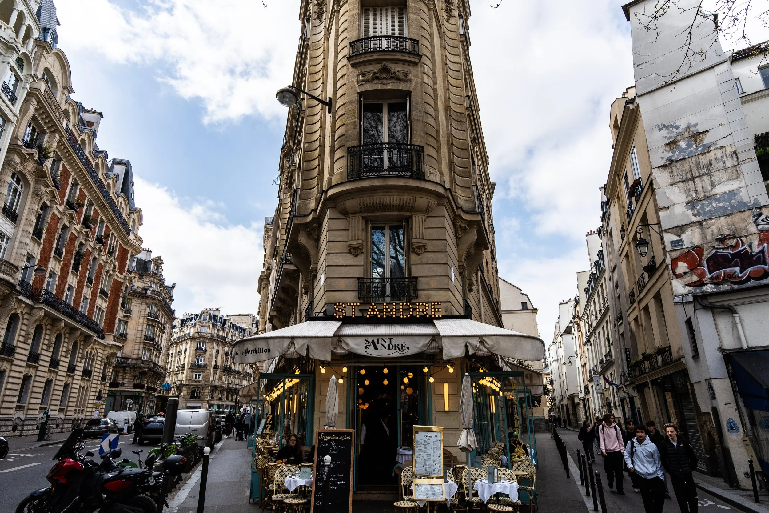 D7-03318.jpg