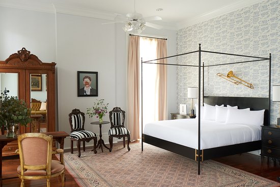 The Henry Howard Hotel