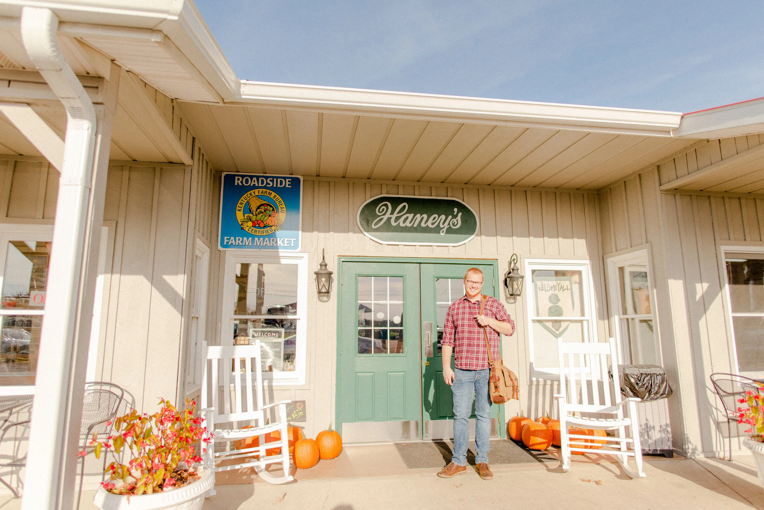 Here, we were at one of our favorite places: Haney’s Appledale Farm!!! I had just shot two fall family sessions in the orchard, and once we were finished, we headed inside for apple pie and frozen apple-cider slushies. Just thinking about it makes my stomach growl!