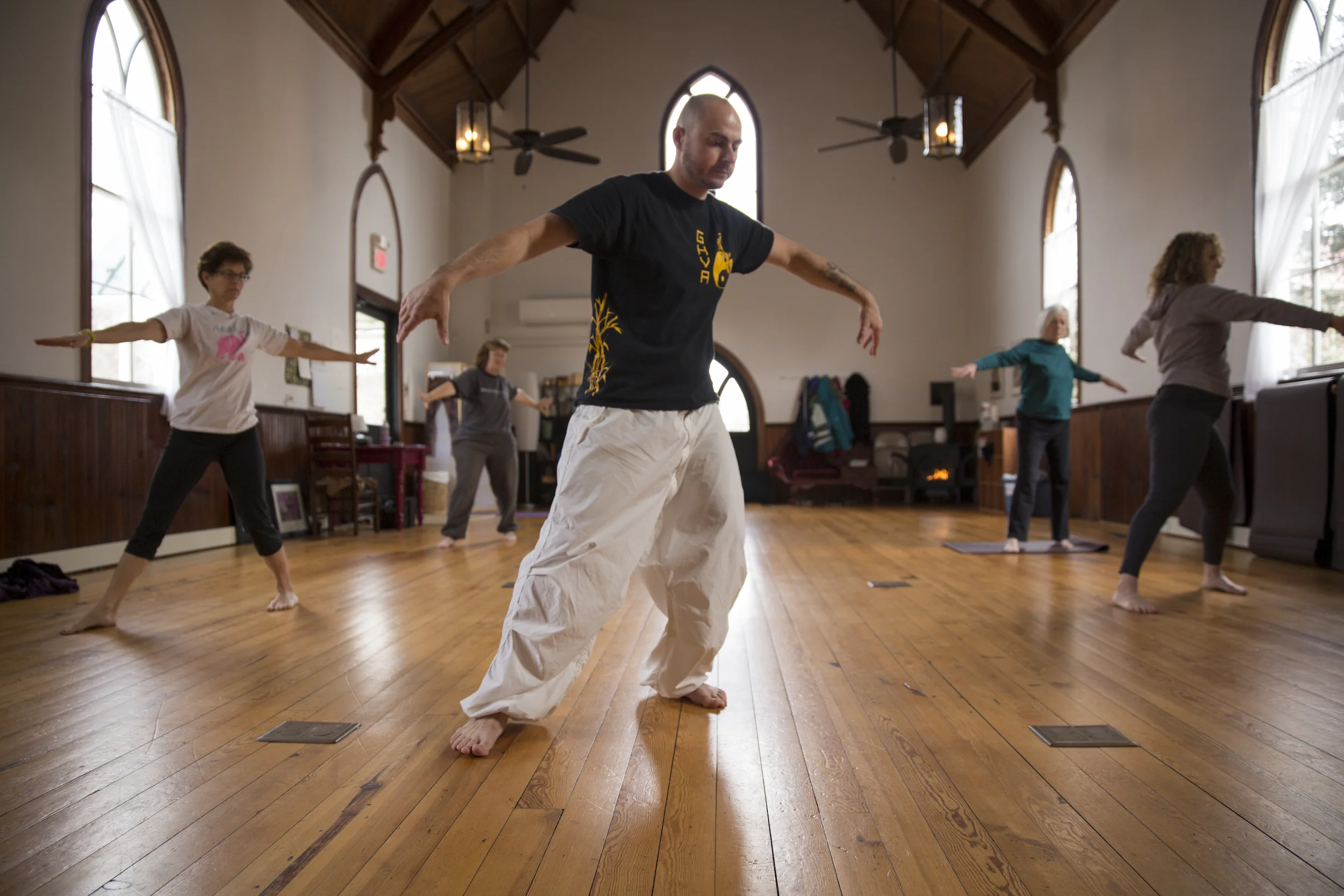 2500pixel qigong pic.jpeg