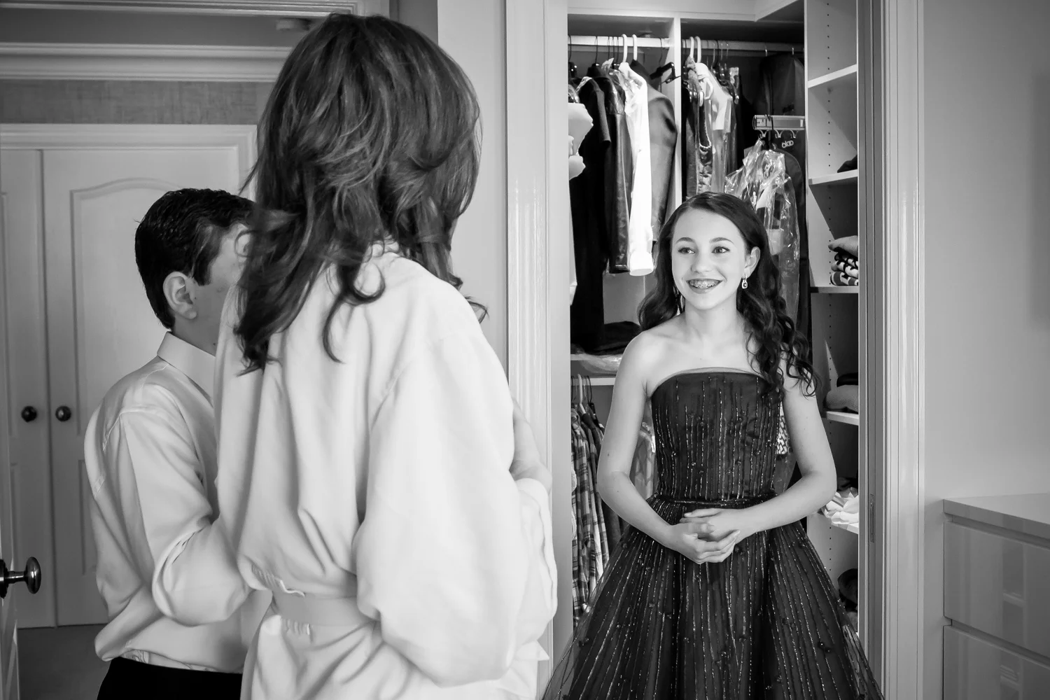 03-LSE-batmitzvah-MorristownArmoryNJ-terridiamondphotography.jpg