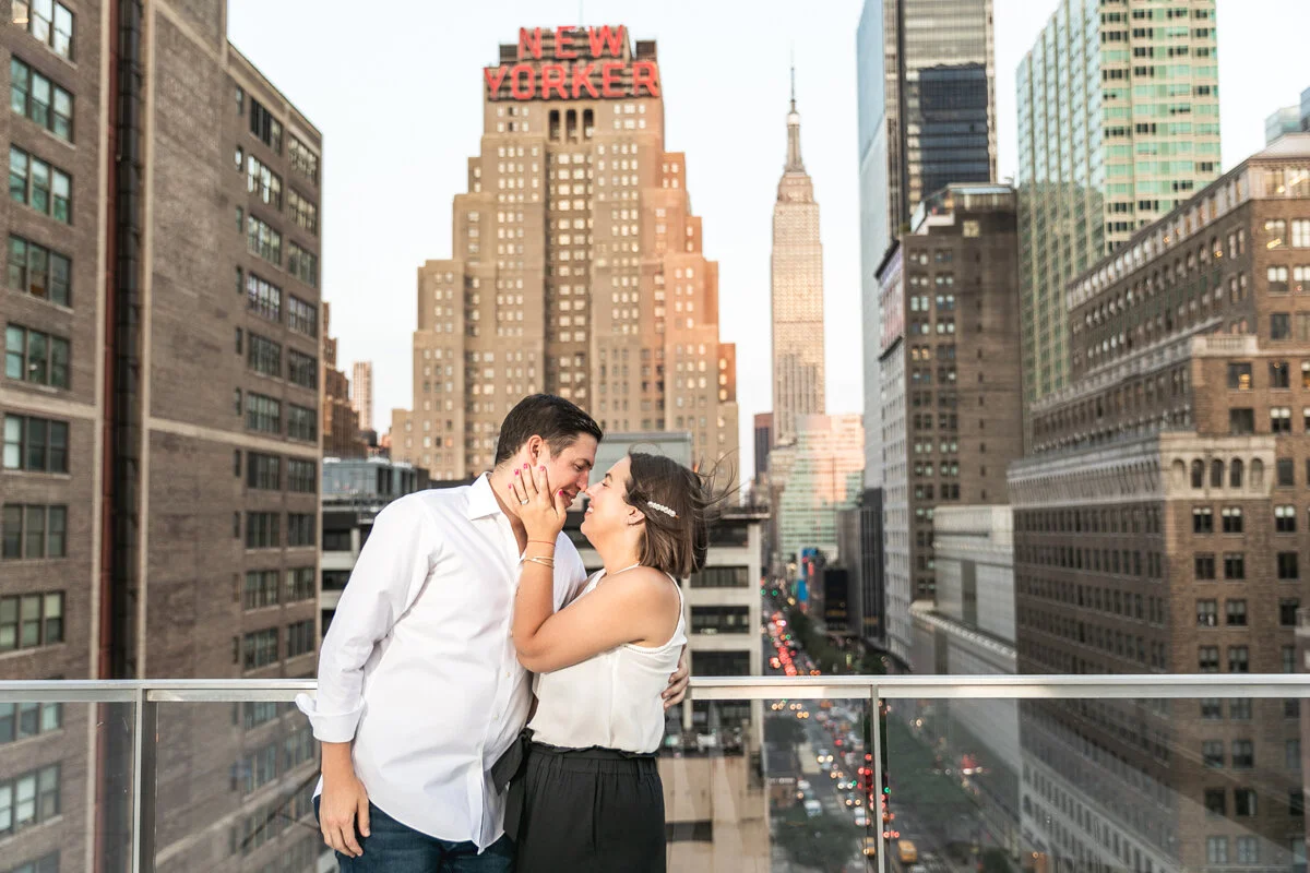 newyork-rooftop-romantic-surprise-proposal-photographer-terridiamond-005.jpg