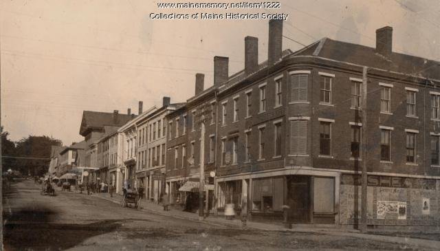 Old Photo of the east side of Main Street.jpeg