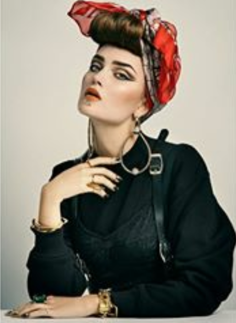 VOGUE BRAZIL / SOPHY HOLLAND
