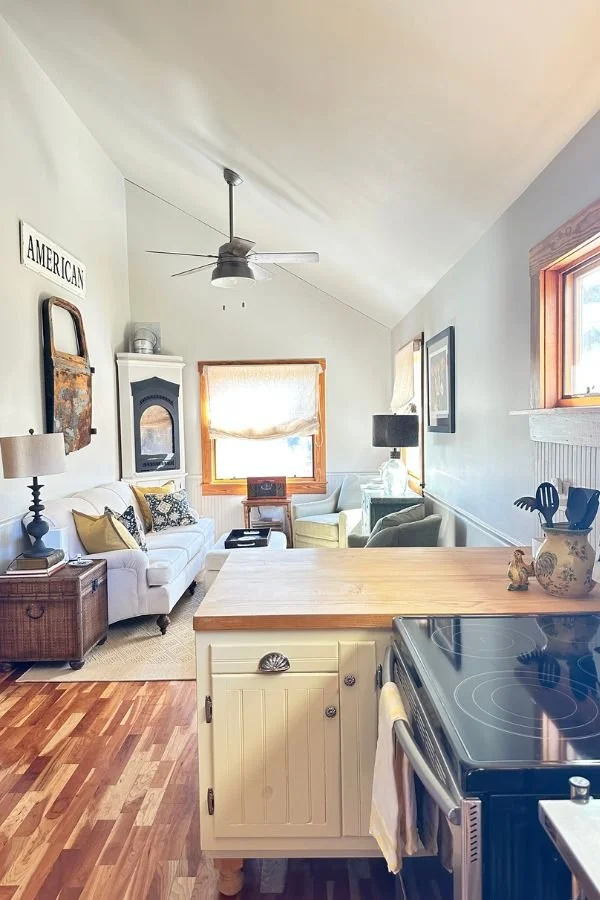Living Room of Luxury 2-Bedroom Cottage at Chapman Knoll B&B near Floyd, VA