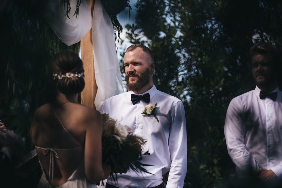 Auckland wedding photographer, award winning wedding photographer, back garden wedding, kaukapakapa wedding 