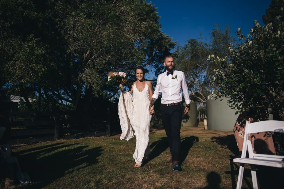 Auckland wedding photographer, award winning wedding photographer, back garden wedding, kaukapakapa wedding