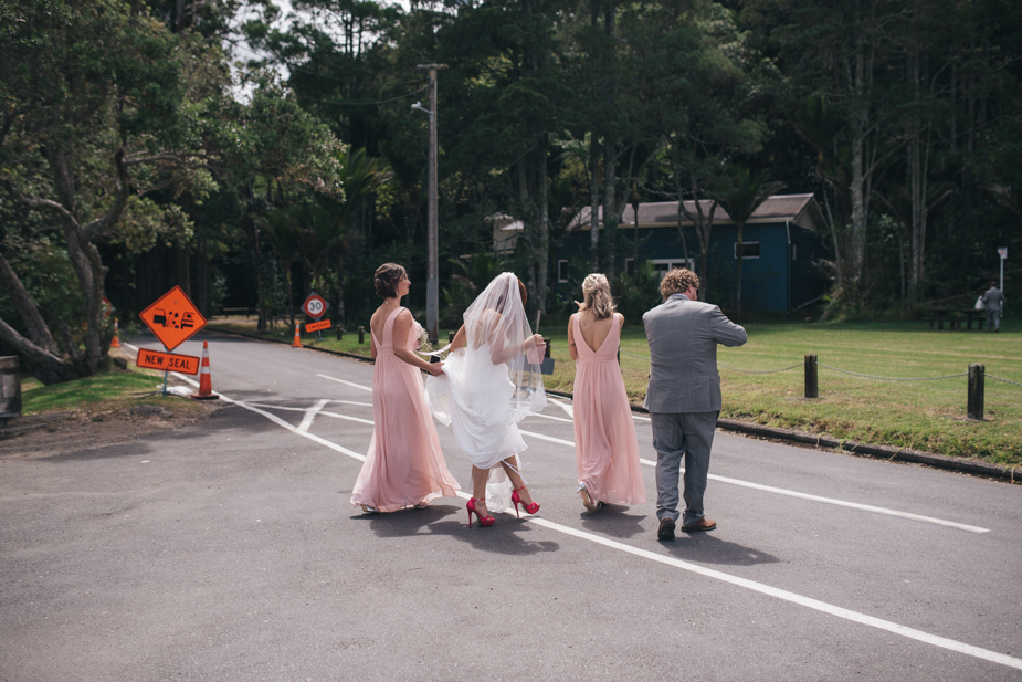 Auckland wedding photographer, Lopdell House wedding, Titirangi-19.jpg