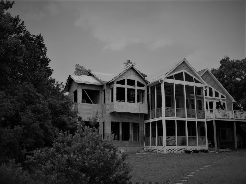 008 bw.jpg