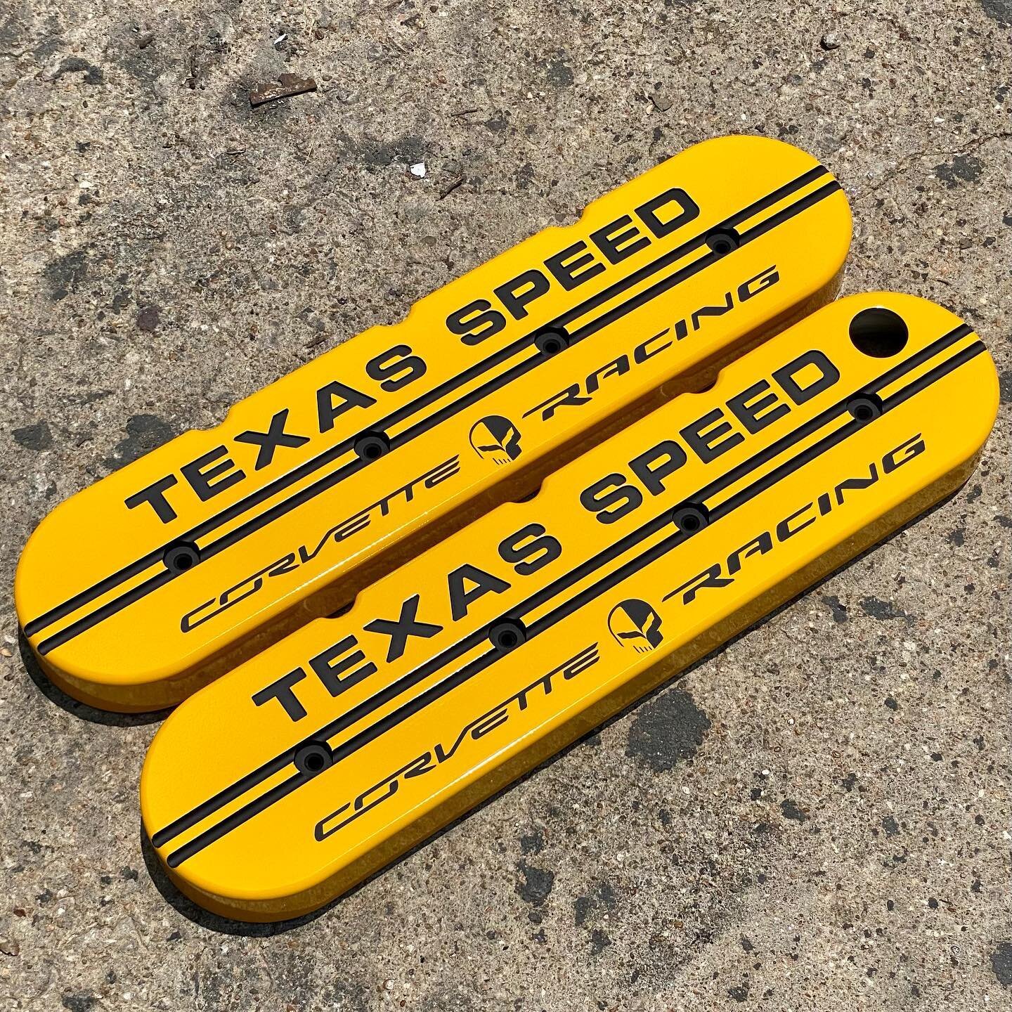 Another custom job on a set of @texasspeed valve covers! 🔥 🔥 
#enigma #enigmacoatings #powdercoating #powdercoat #texasspeed #black #yellow #corvette #corvetteracing #c5 #c6 #c7 #c8