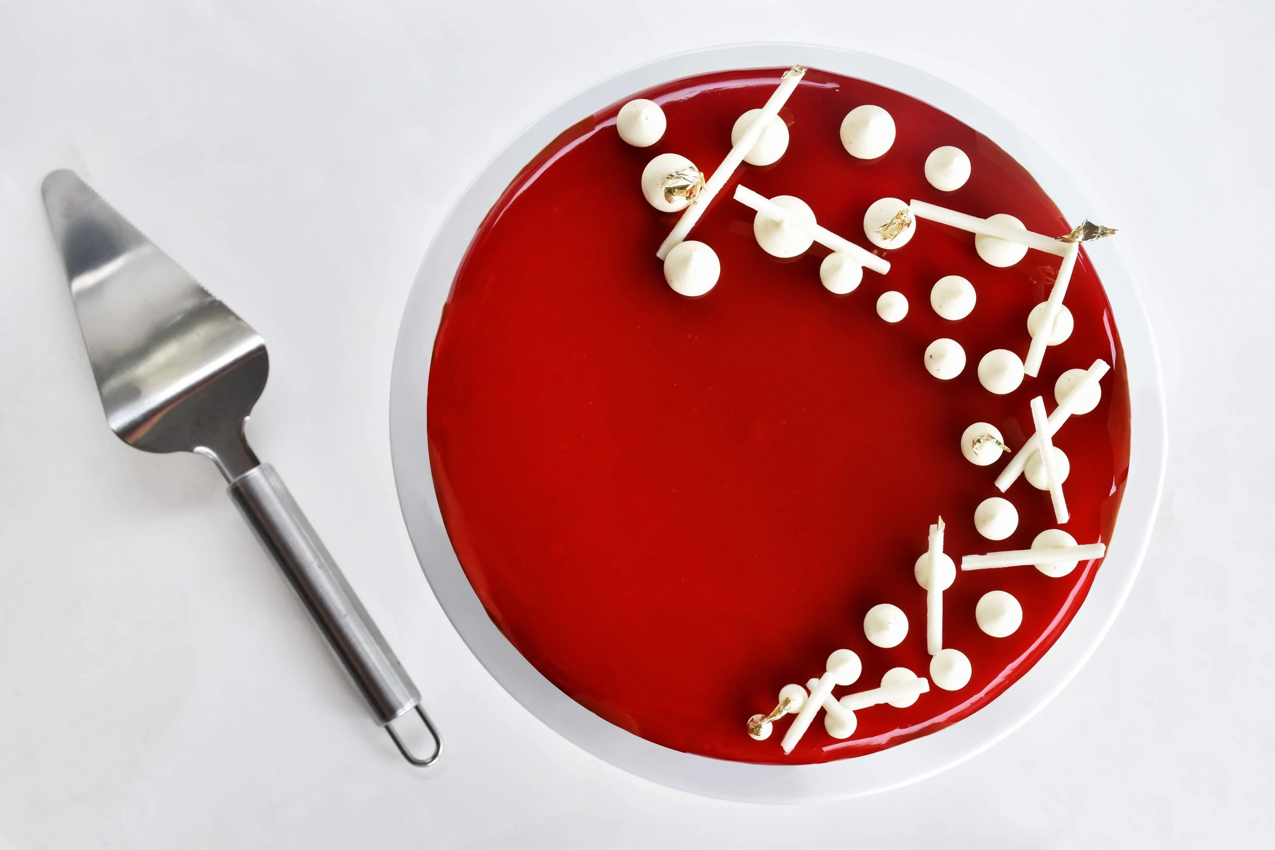 Vanilla & Raspberry Cake.jpg