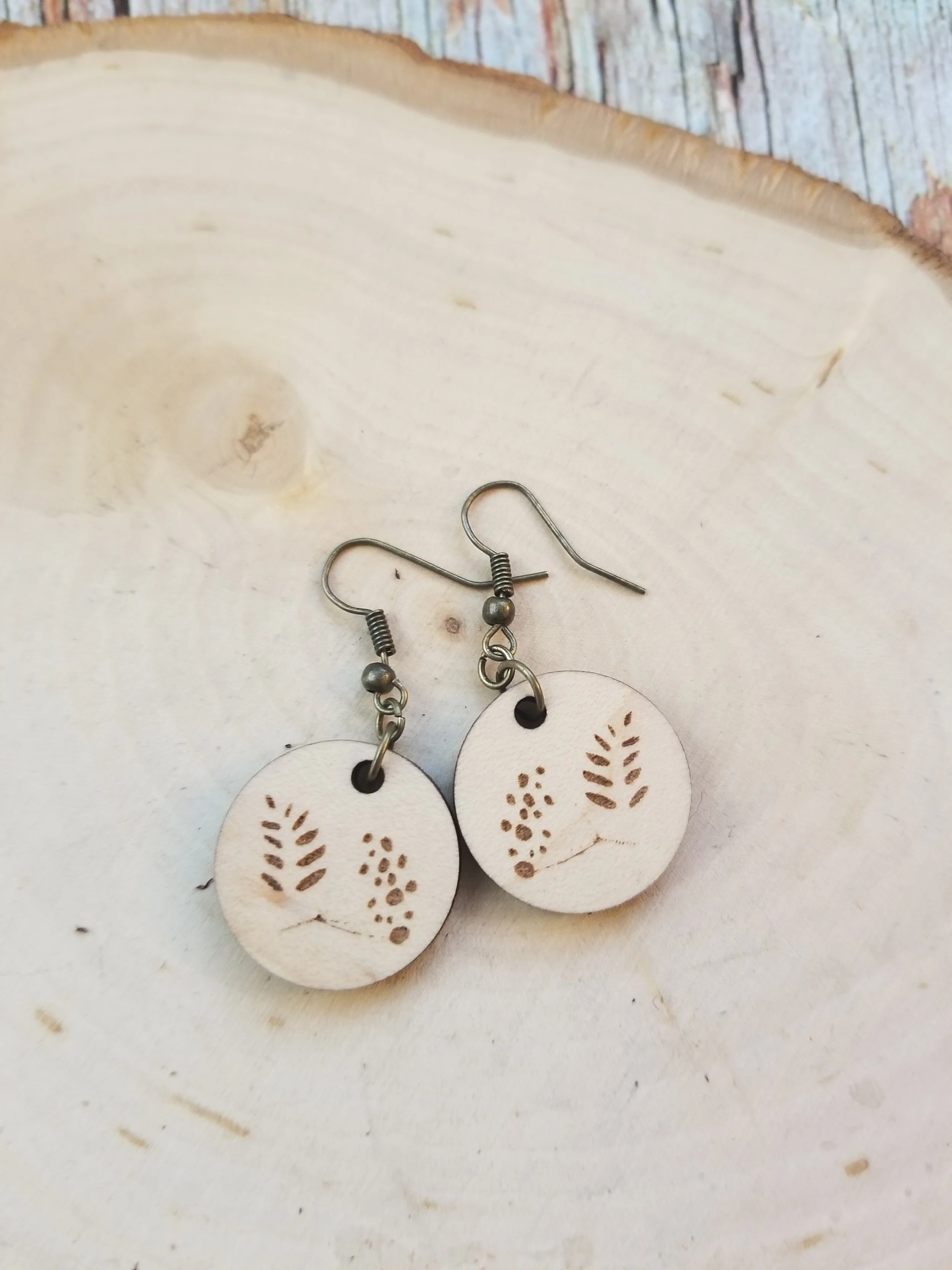 Maple + Antique Bronze Simple Round Earrings