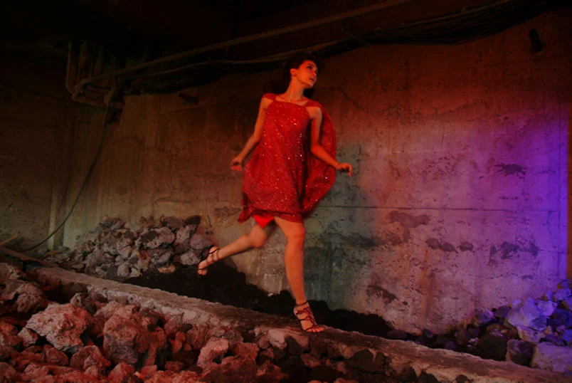 Spread shot for DEWI Indonesia (Fashion magazine)