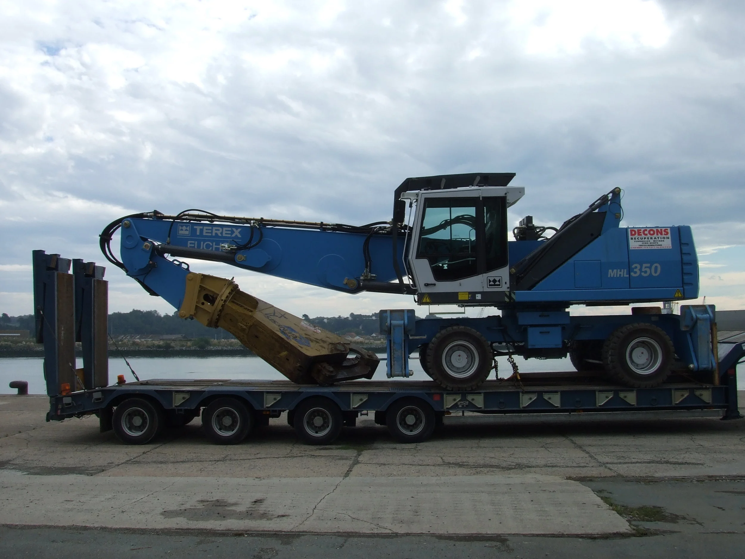camion decons.jpg