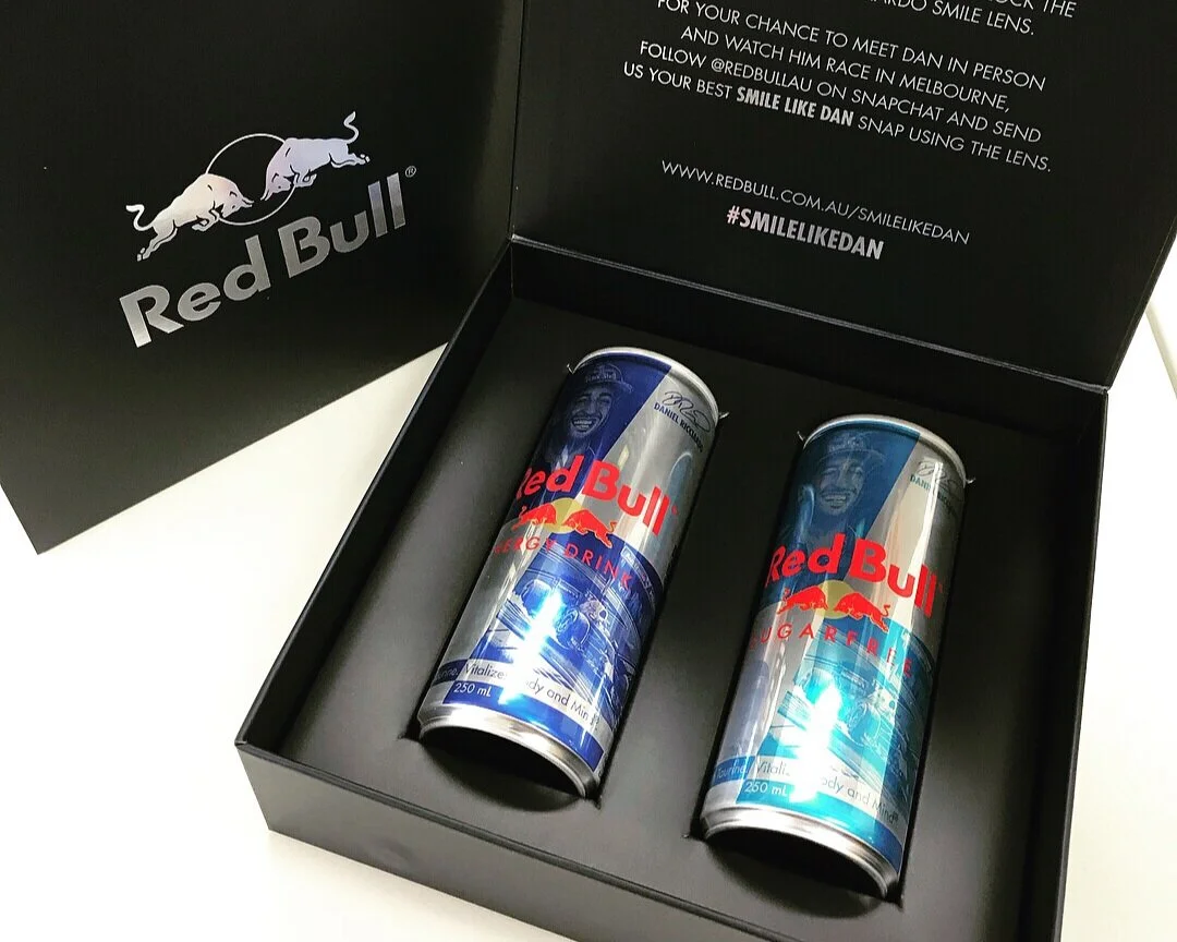 REDBULL SMILE LIKE DAN