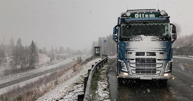 Snøa gitt😃 #ottemtransport #volvotrucks #sjåførboka