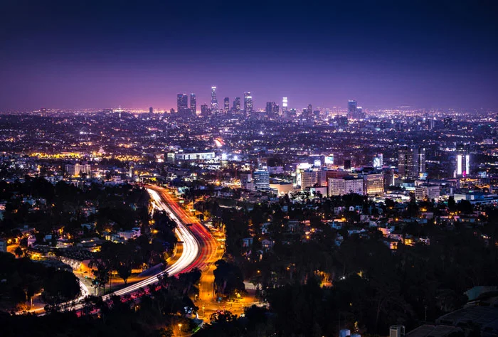SKYLINE(SMALL).jpg