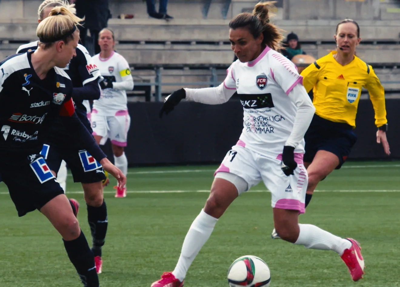 3_Marta_action_FC_Rosengard.jpg