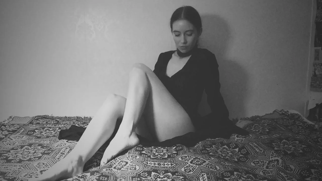 Still from one of the videos for subscribers .