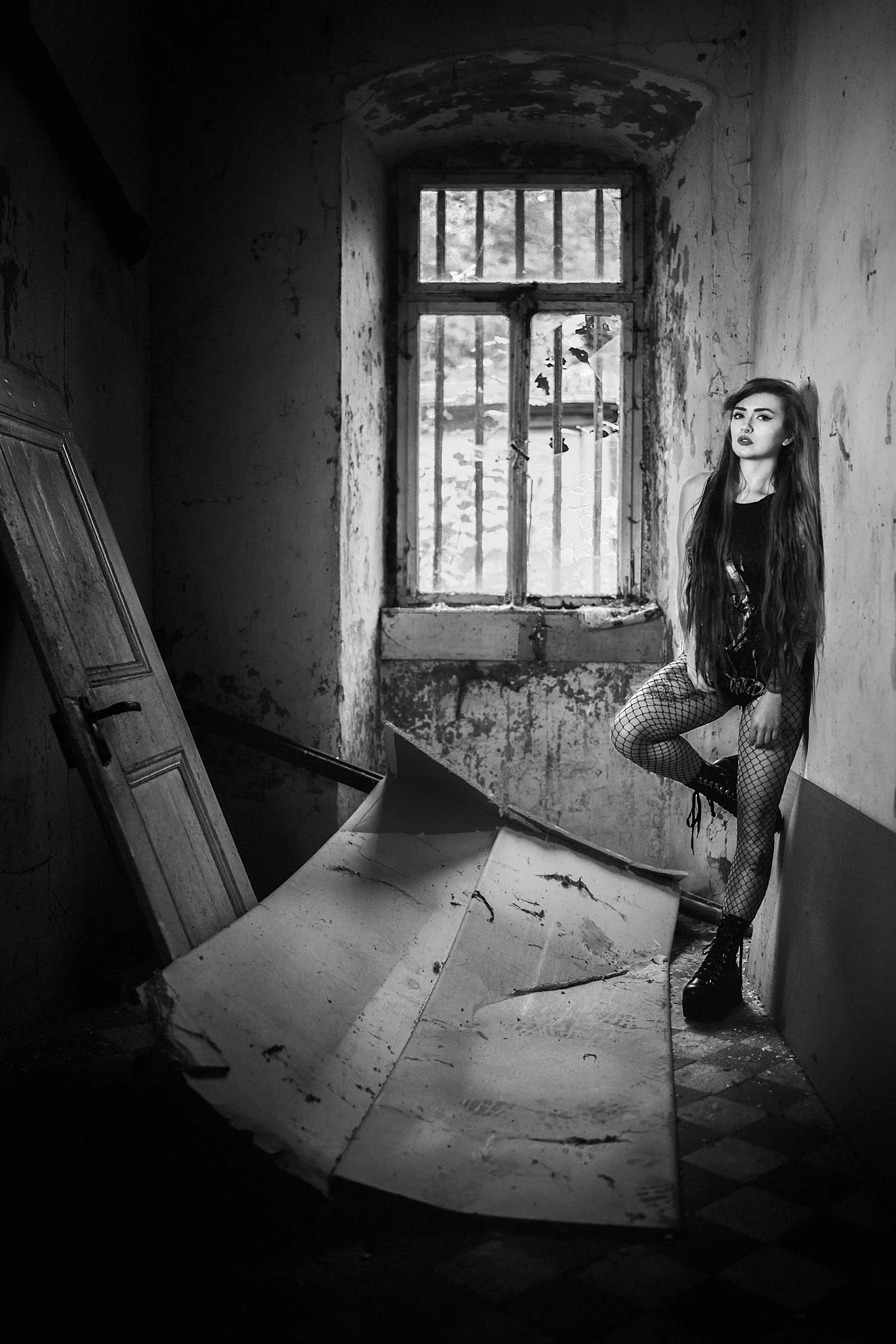LouTheRoom-1-Web.jpg
